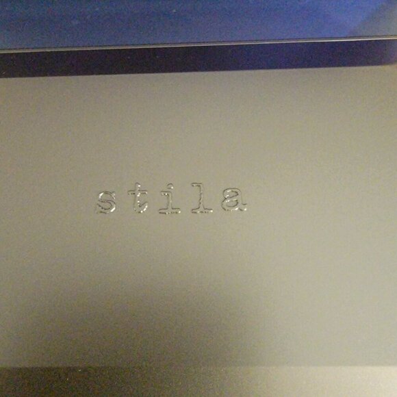 Stila Blue Realm Eyeshadow Velvet Cream Powder  Palette Beauty Gifts NEW in Box - Picture 12 of 13